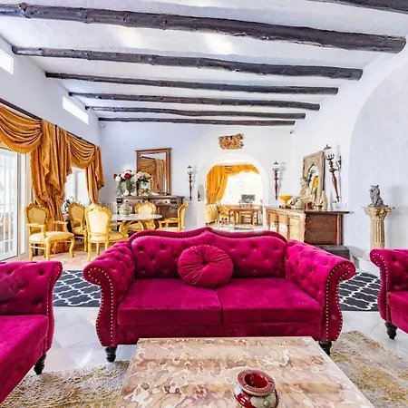 Villa Andalusian House *