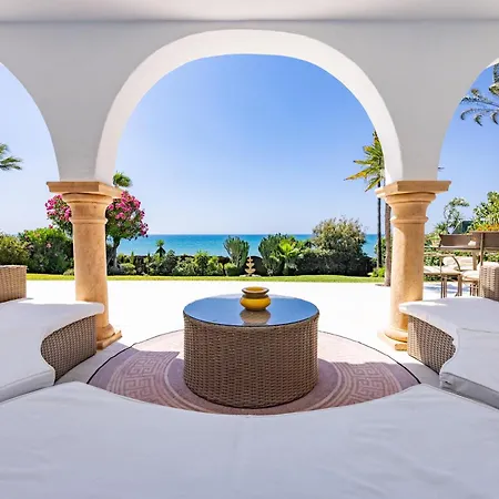 Andalusian House ヴィラ マルベーリャ